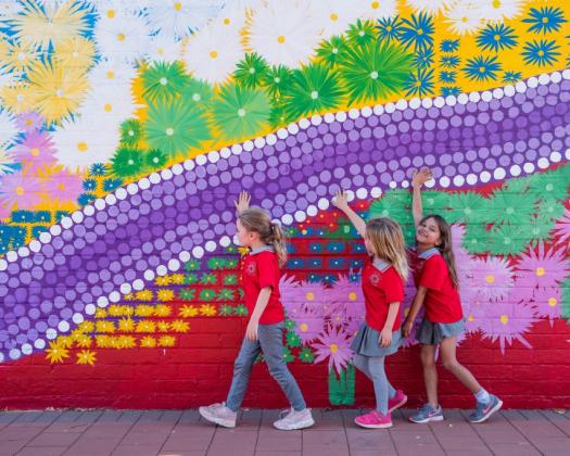 Heartwalk - Art in the Heart of the Kalgoorlie CBD is all about enlivening the Central Business District with vibrant and contemporary murals