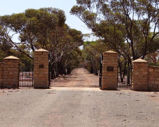 Coolgardie Cemetery image by DWP Photography